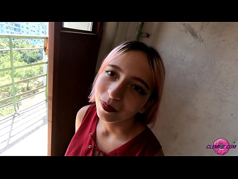 ❤️ Ուսանող Զգացմունքային ծծում է օտարին ծայրամասում ☑ Պոռնո մեզ մոտ ❌️